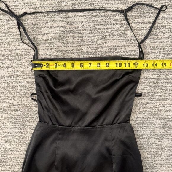 NWT superdown sienna strappy back mini dress Revolve Black Small - Picture 10 of 15